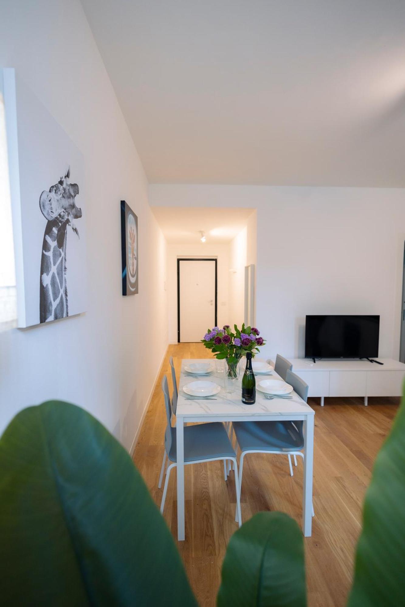 Ferienwohnung The Urban Wildlife - San Babila Duomo Mailand Exterior foto
